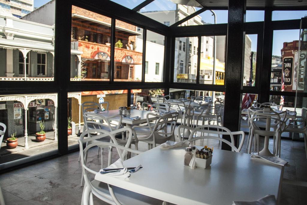 Urban Chic Boutique Hotel & Cafe เคปทาวน์ ภายนอก รูปภาพ
