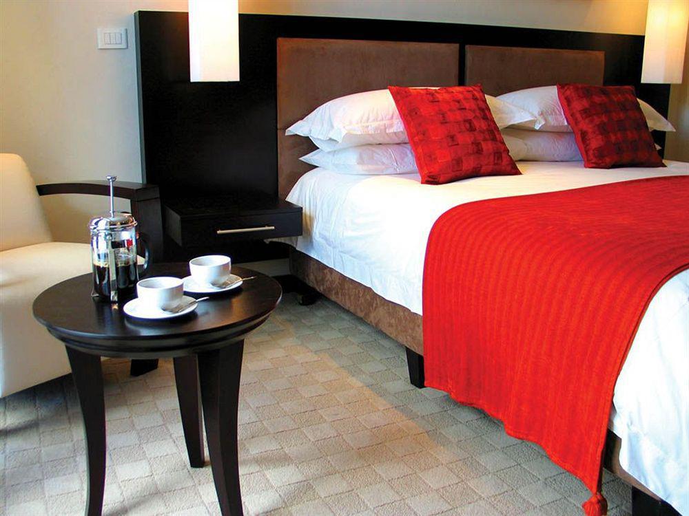 Urban Chic Boutique Hotel & Cafe เคปทาวน์ ห้อง รูปภาพ